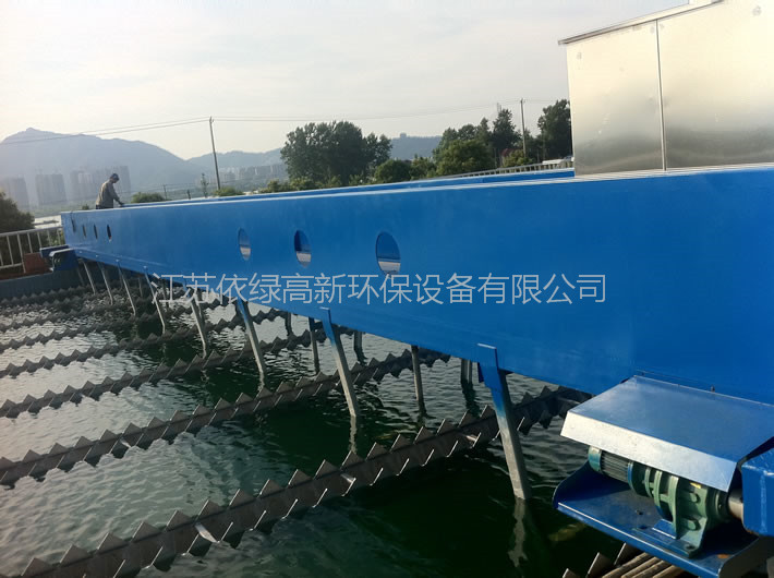 桁車式提耙刮泥機